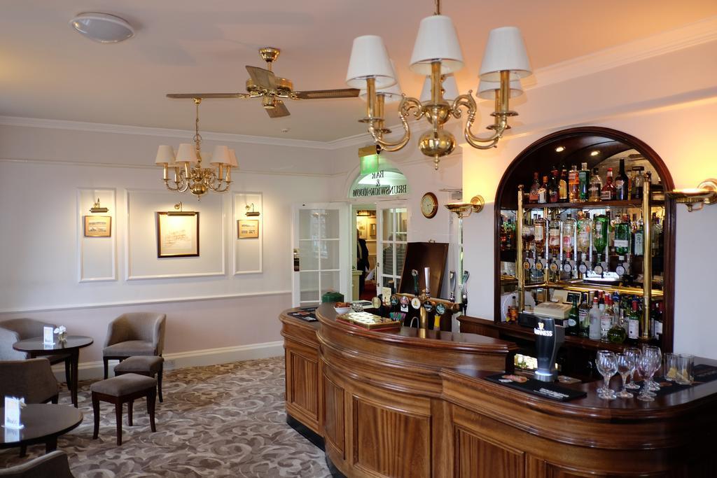 The Crescent Hotel Скарборо Екстер'єр фото