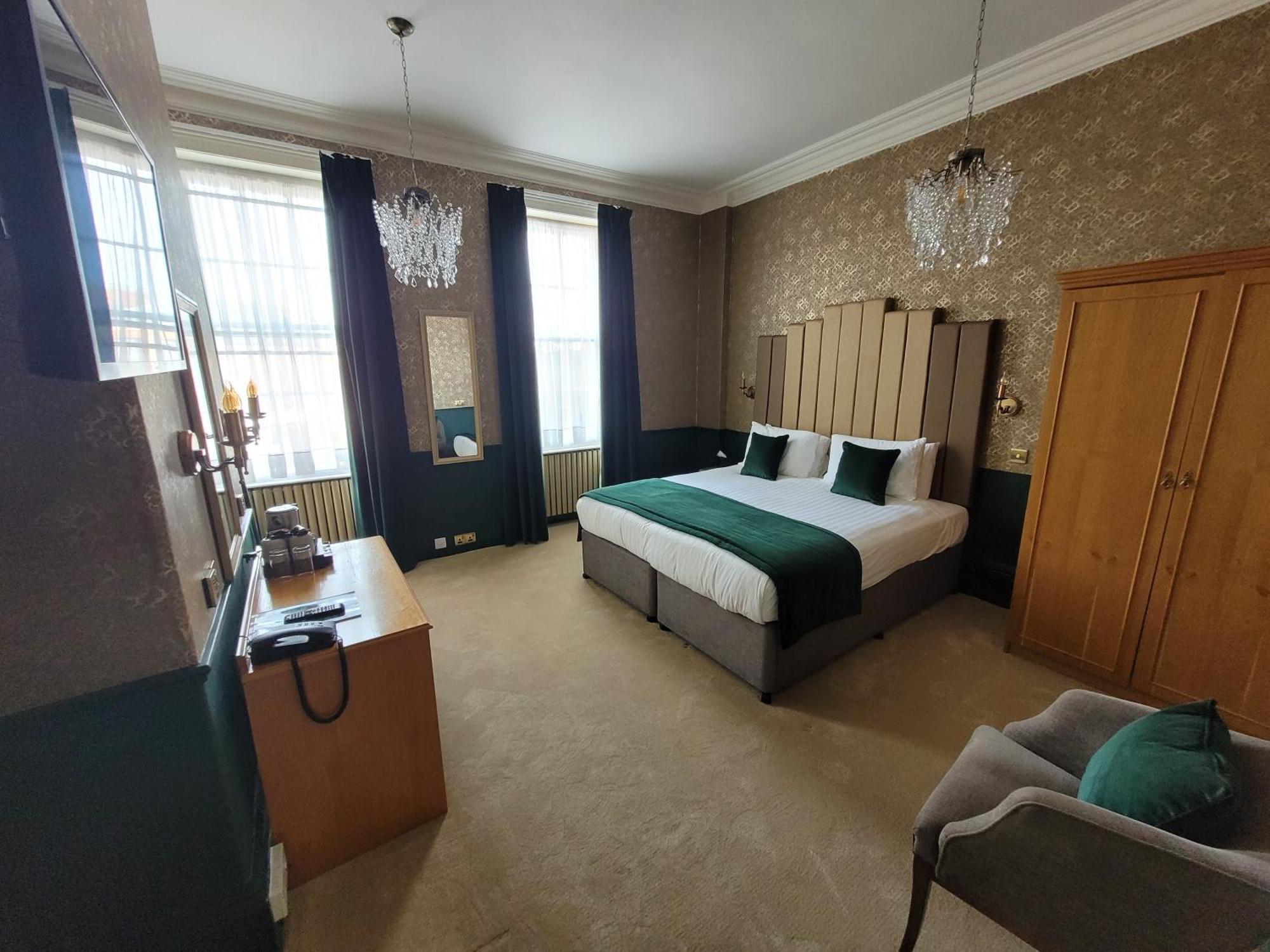 The Crescent Hotel Скарборо Екстер'єр фото